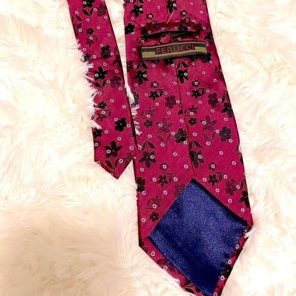 🌷 Ferucci🌷100% Silk Tie Burgundy Red - Picture 2 of 6